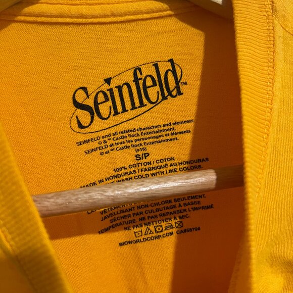 SEINFELD Kramer Smog Strangler Wanted Yellow Graphic T-Shirt size SMALL S - Picture 2 of 3